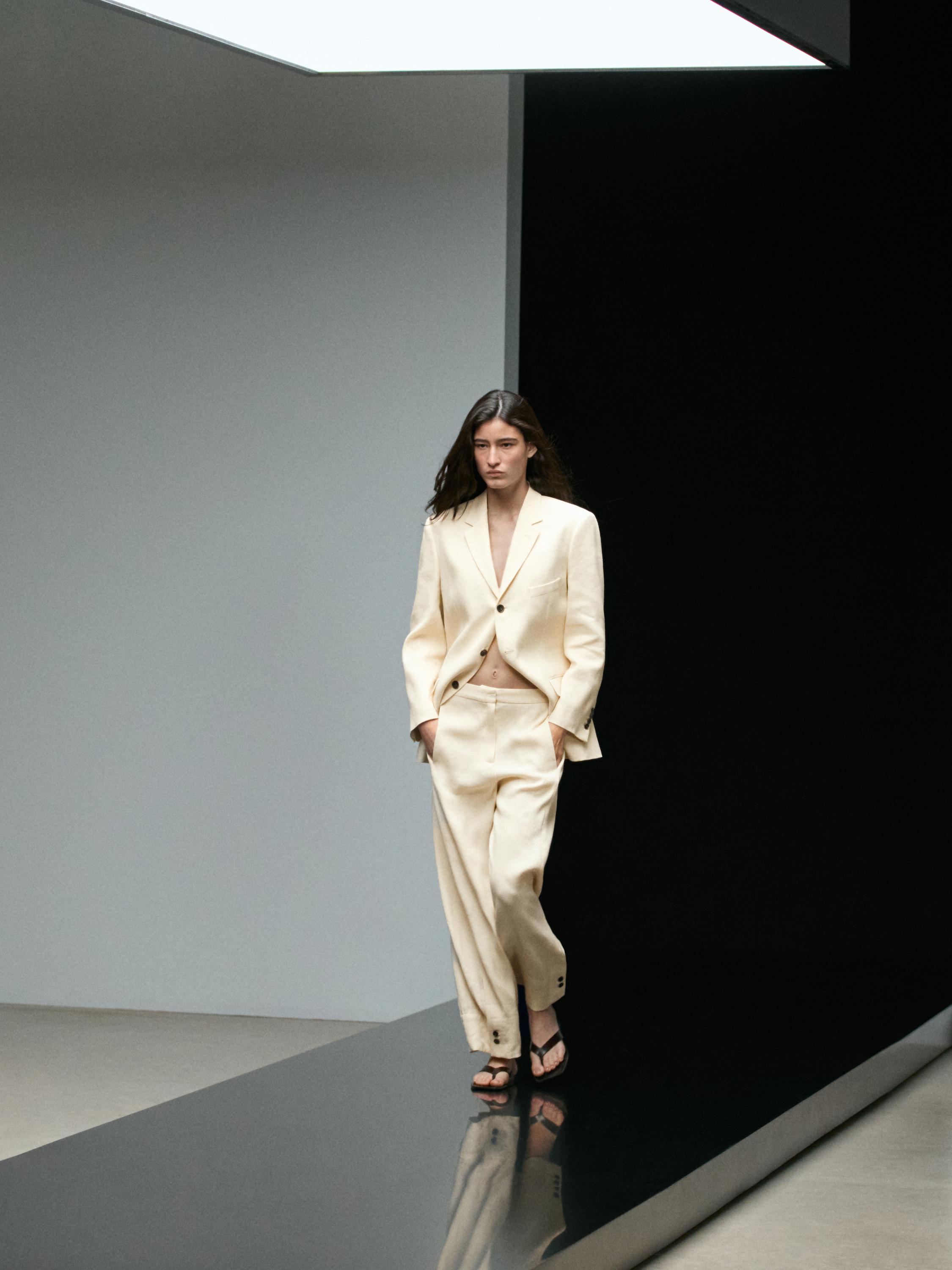 Linen blend suit blazer